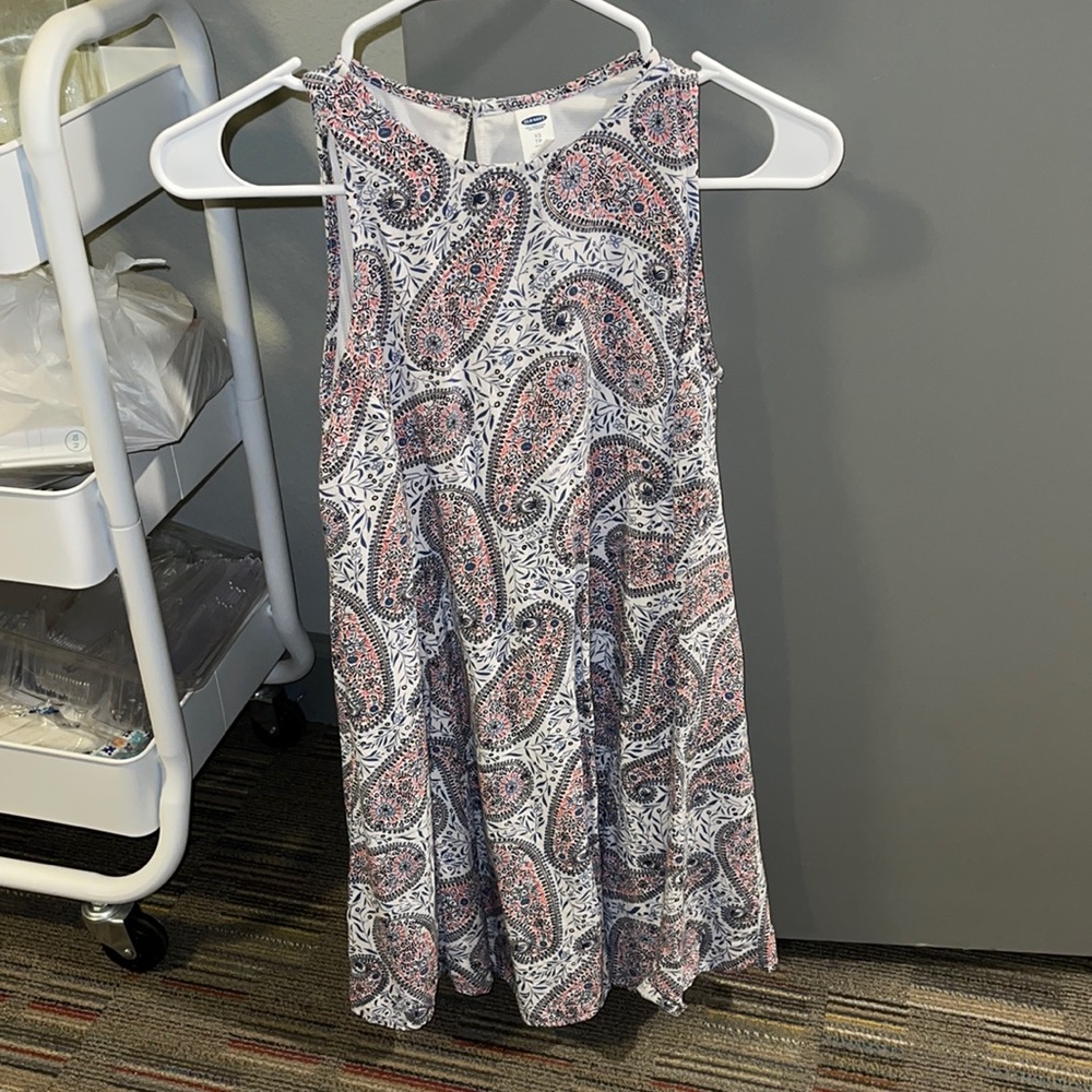 Size Xs paisley Gap dress